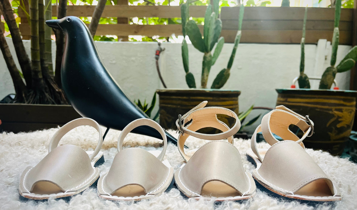 Kids Classic. Taupe