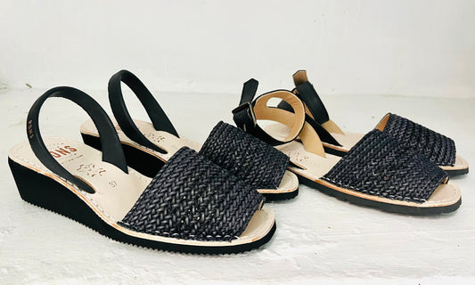 Wedge. Braided Black