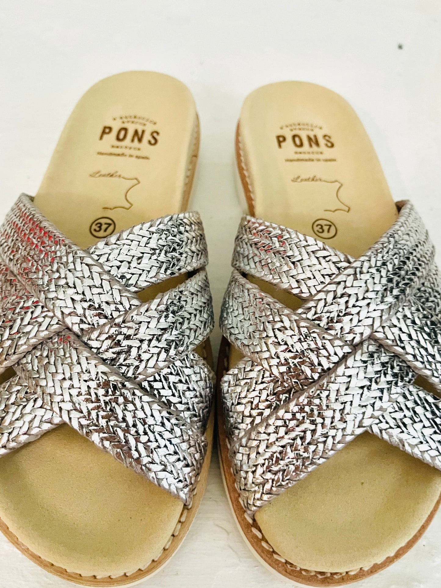 Anatomic braided Silver