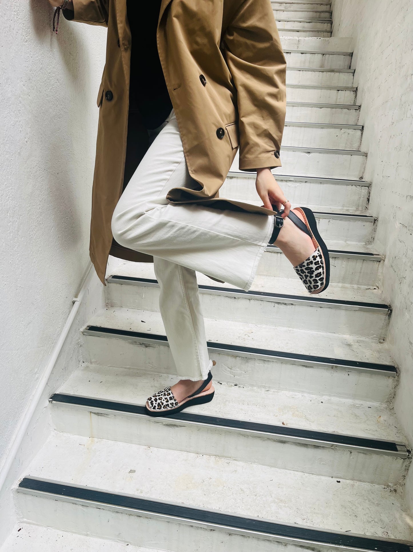 The Strap Platform. Leopard