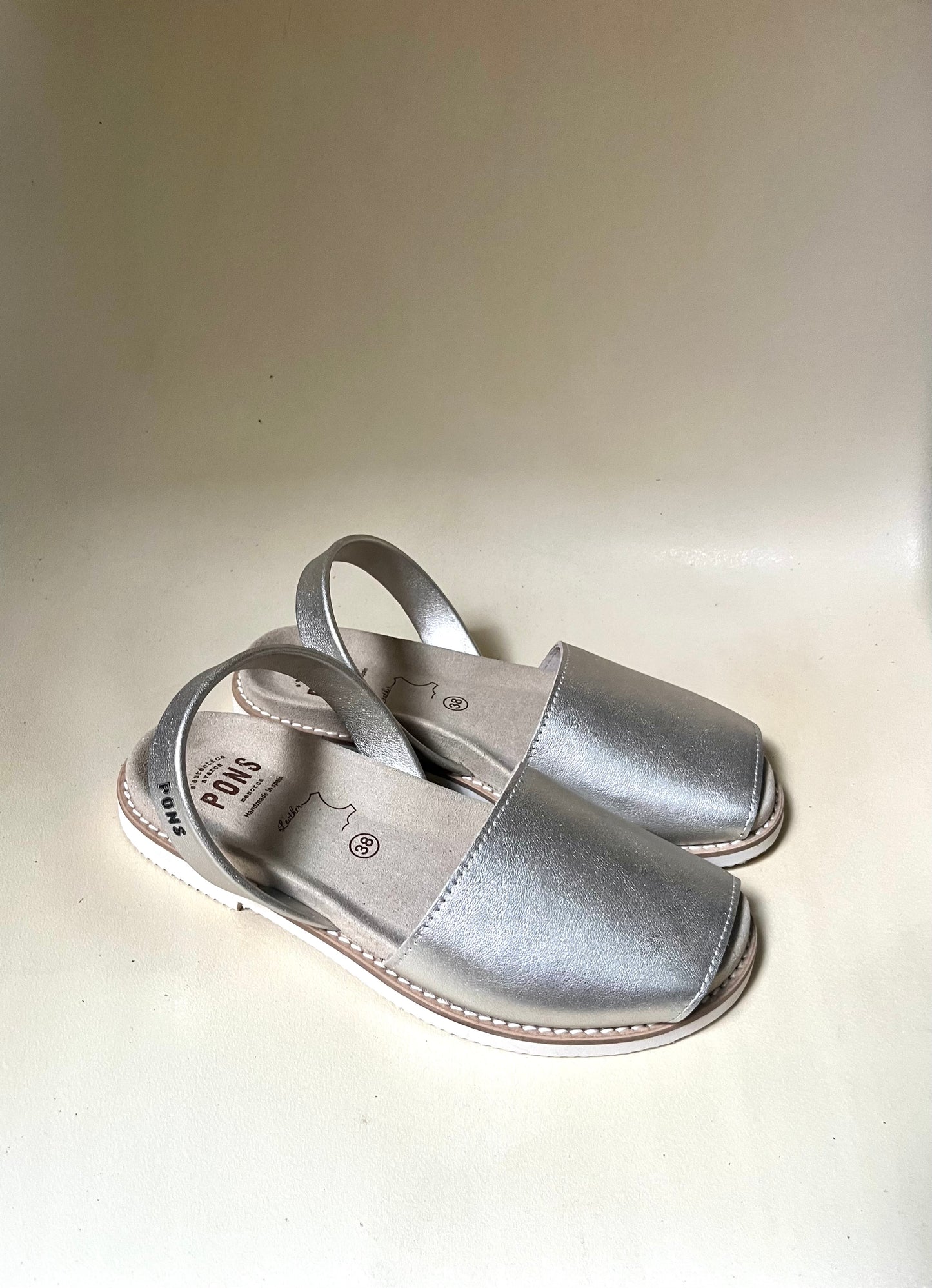 The Classic. Anatomic. Platinum