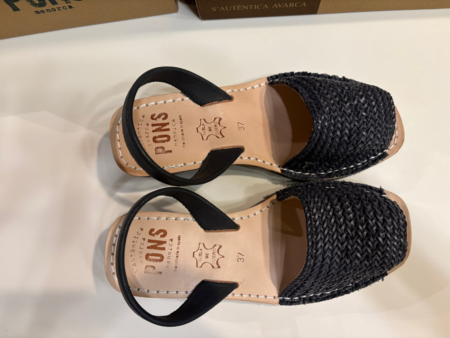 Wedge. Braided Black